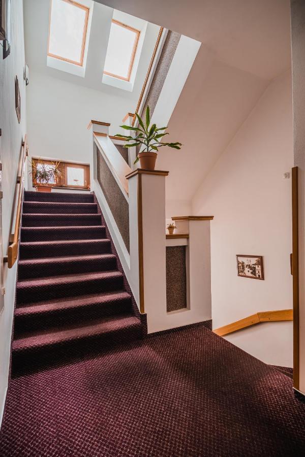 Hotel Krajka**** Vamberk Buitenkant foto